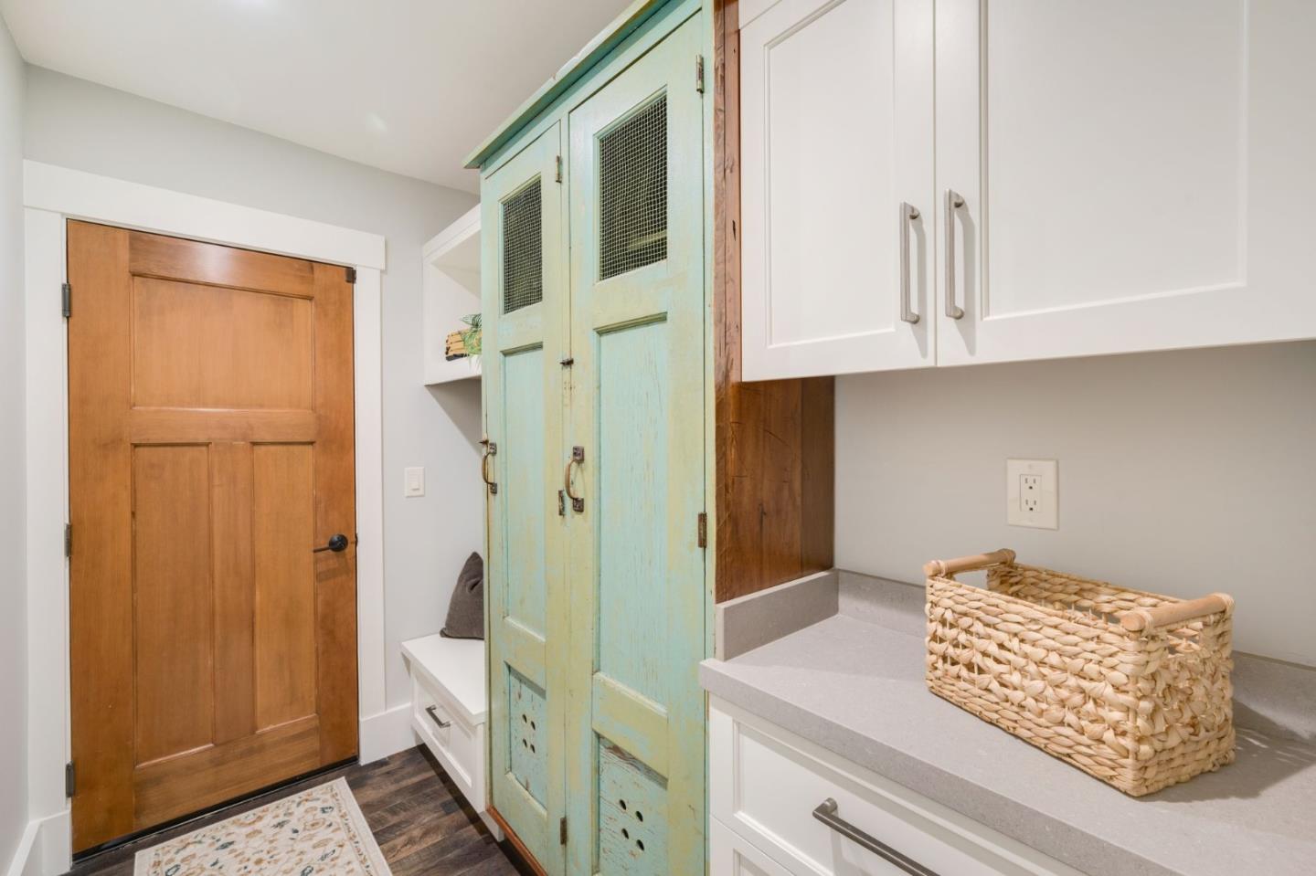 Detail Gallery Image 38 of 47 For 16781 Littlefield Ln, Los Gatos,  CA 95032 - 6 Beds | 5/2 Baths