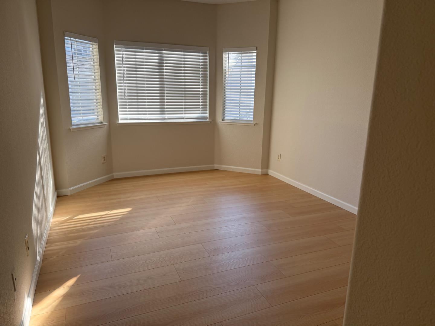 Detail Gallery Image 7 of 11 For 5955 Lake Almanor Dr, San Jose,  CA 95123 - 2 Beds | 1 Baths