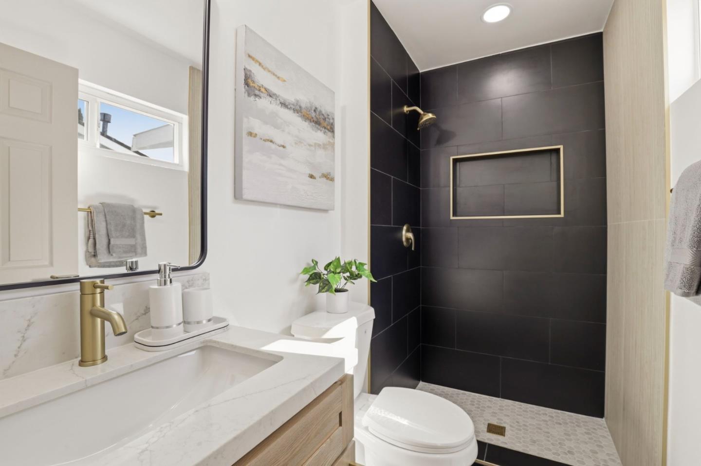 Detail Gallery Image 19 of 24 For 2363 Brushglen Way, San Jose,  CA 95133 - 3 Beds | 2 Baths