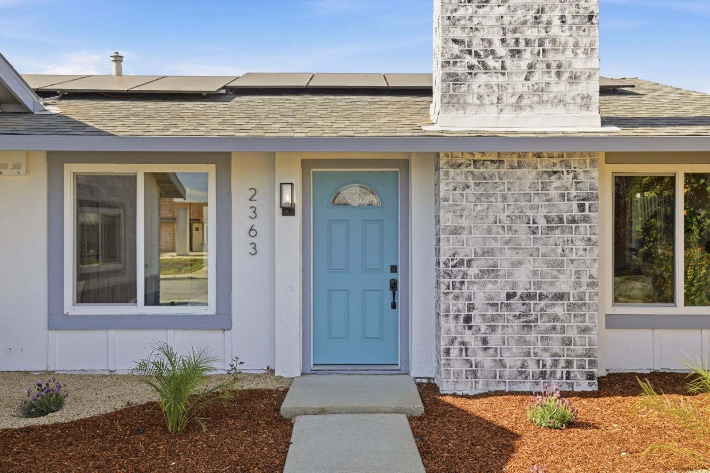 Detail Gallery Image 2 of 24 For 2363 Brushglen Way, San Jose,  CA 95133 - 3 Beds | 2 Baths