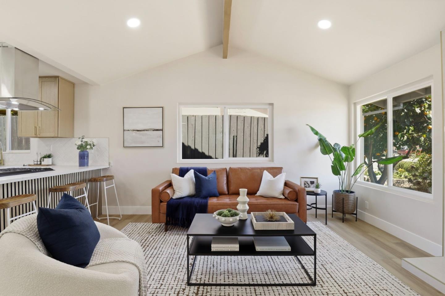 Detail Gallery Image 4 of 24 For 2363 Brushglen Way, San Jose,  CA 95133 - 3 Beds | 2 Baths