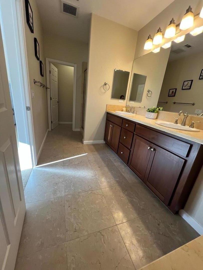 Detail Gallery Image 31 of 52 For 554 Dovecote Ln #2,  Livermore,  CA 94551 - 2 Beds | 2 Baths