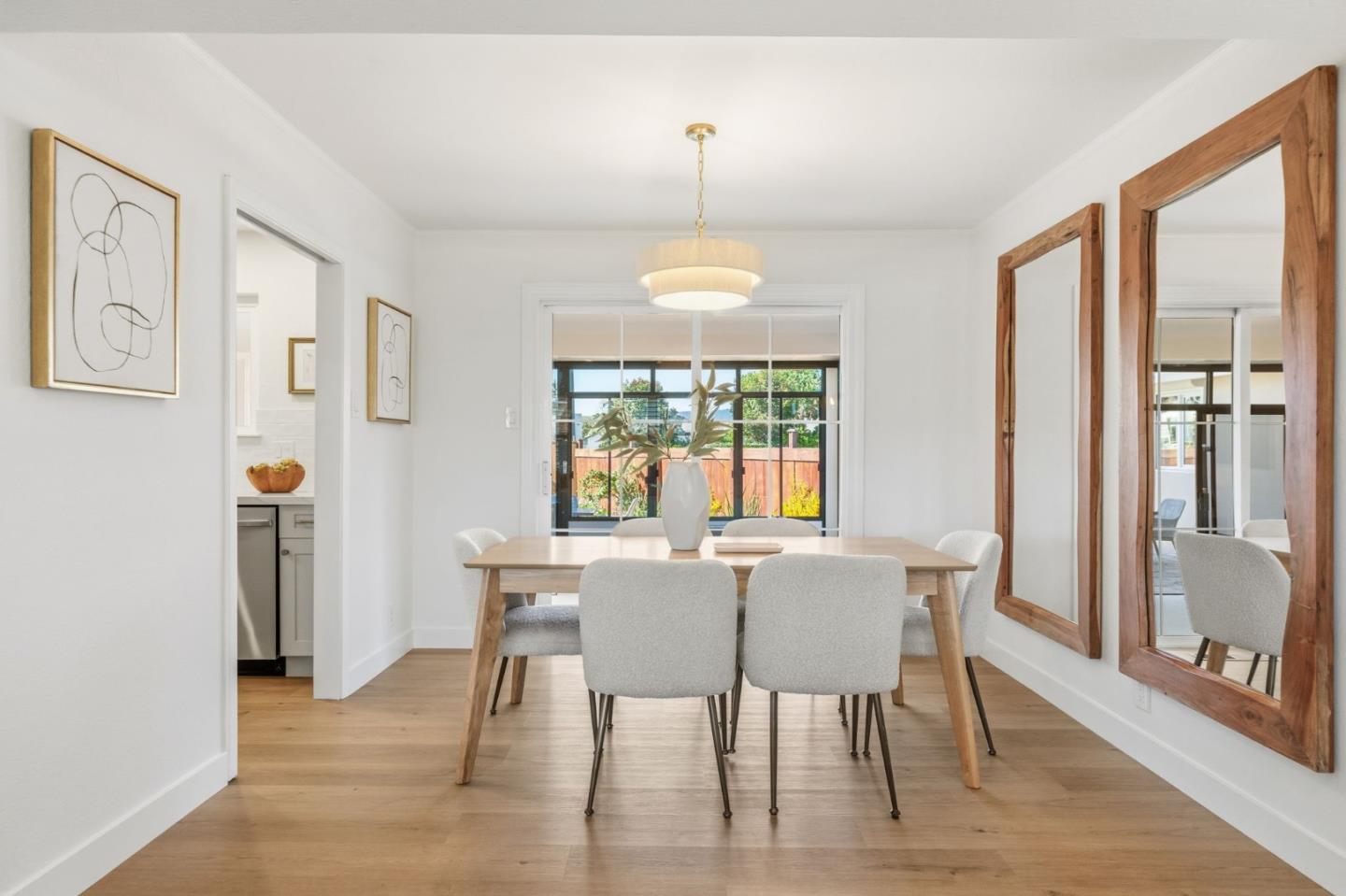 Detail Gallery Image 15 of 74 For 239 Prague St, San Mateo,  CA 94401 - 3 Beds | 2 Baths