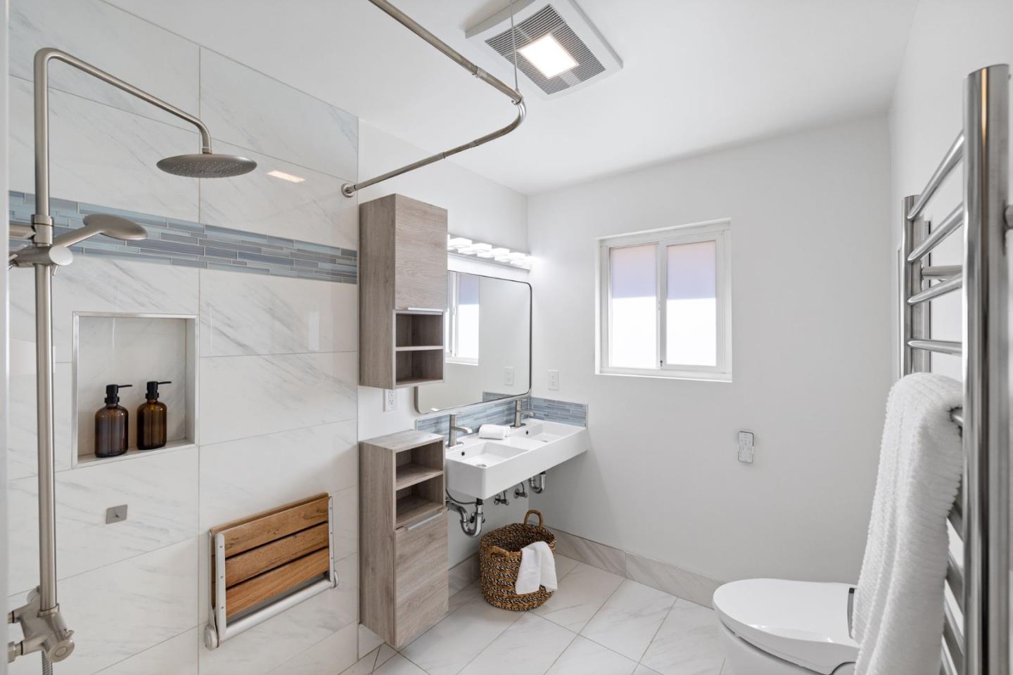 Detail Gallery Image 29 of 74 For 239 Prague St, San Mateo,  CA 94401 - 3 Beds | 2 Baths