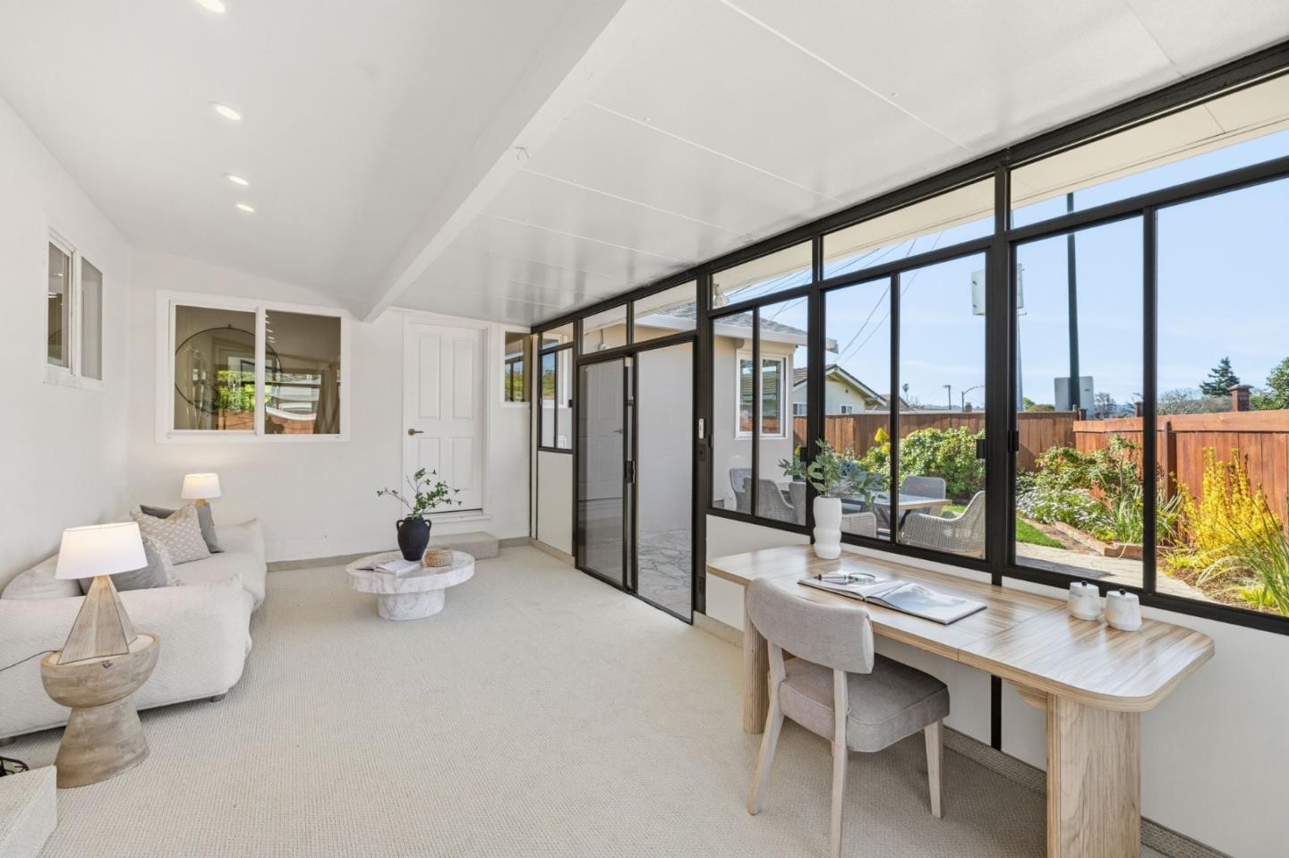 Detail Gallery Image 41 of 74 For 239 Prague St, San Mateo,  CA 94401 - 3 Beds | 2 Baths