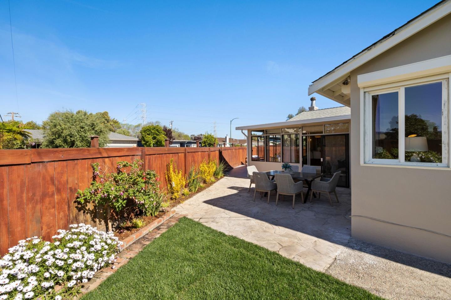 Detail Gallery Image 47 of 74 For 239 Prague St, San Mateo,  CA 94401 - 3 Beds | 2 Baths