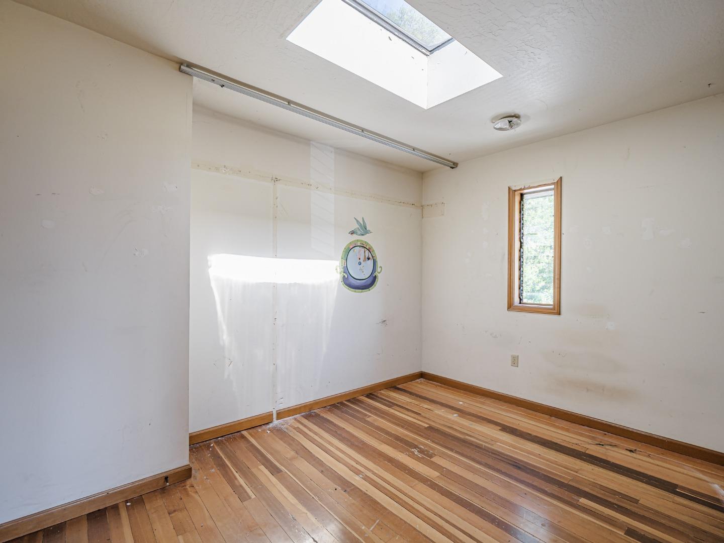 Detail Gallery Image 49 of 59 For 2004 Ocean Street Ext, Santa Cruz,  CA 95060 - 4 Beds | 2/1 Baths