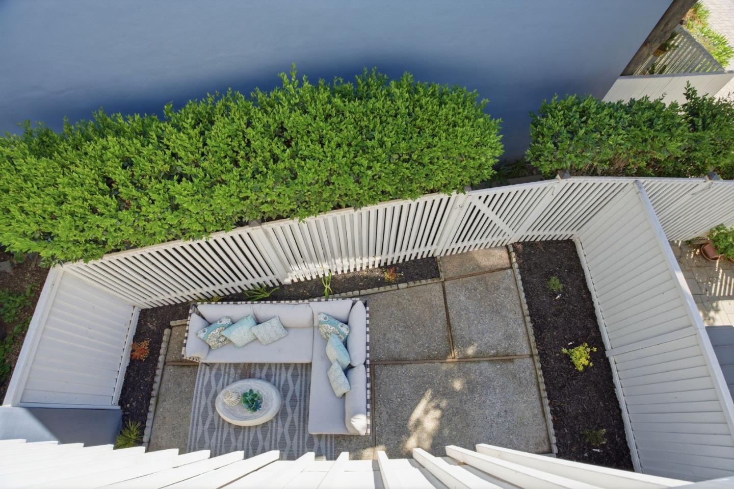 Detail Gallery Image 46 of 67 For 315 Carlos Ave, Redwood City,  CA 94061 - 3 Beds | 2/1 Baths