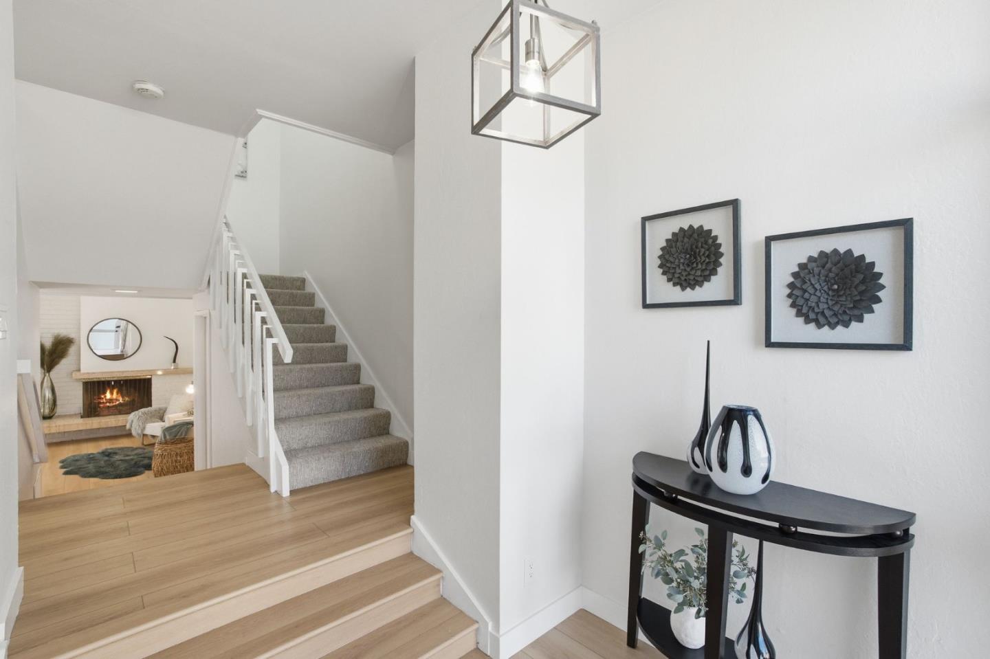 Detail Gallery Image 5 of 67 For 315 Carlos Ave, Redwood City,  CA 94061 - 3 Beds | 2/1 Baths