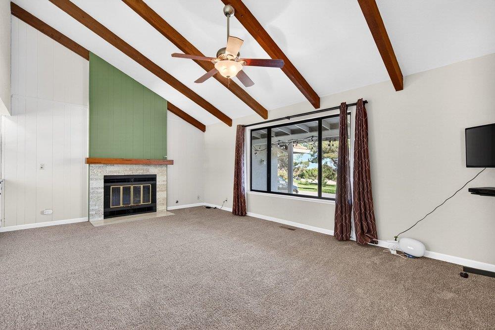 Detail Gallery Image 19 of 75 For 913 Ridgemark Dr, Hollister,  CA 95023 - 3 Beds | 2/1 Baths