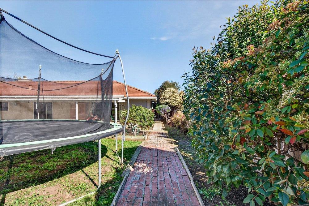 Detail Gallery Image 45 of 75 For 913 Ridgemark Dr, Hollister,  CA 95023 - 3 Beds | 2/1 Baths