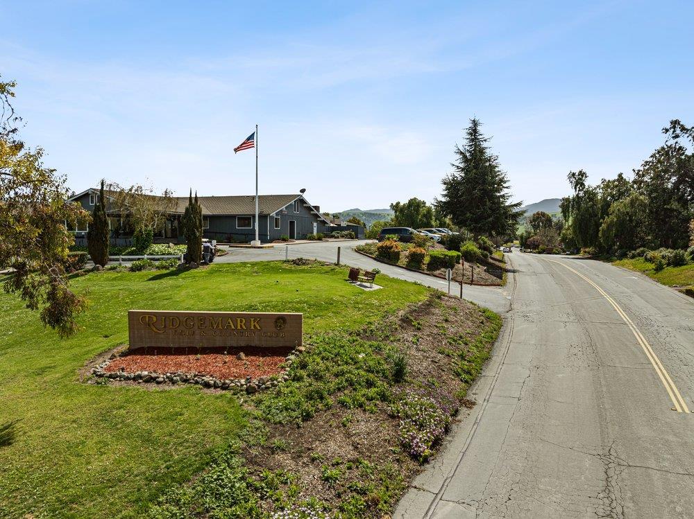 Detail Gallery Image 62 of 75 For 913 Ridgemark Dr, Hollister,  CA 95023 - 3 Beds | 2/1 Baths