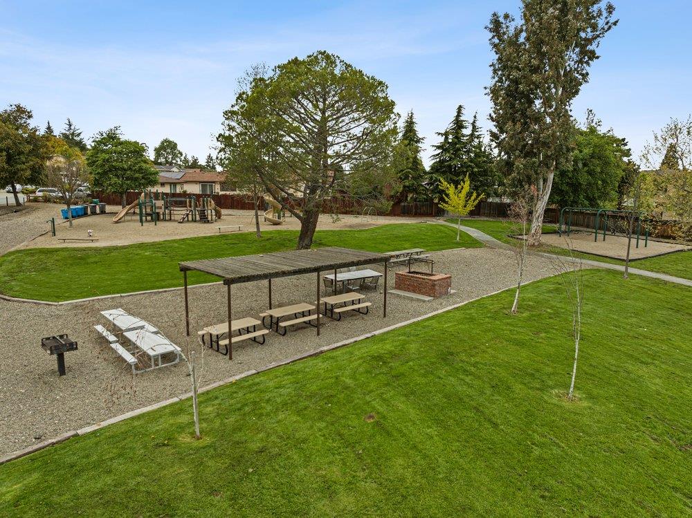 Detail Gallery Image 72 of 75 For 913 Ridgemark Dr, Hollister,  CA 95023 - 3 Beds | 2/1 Baths