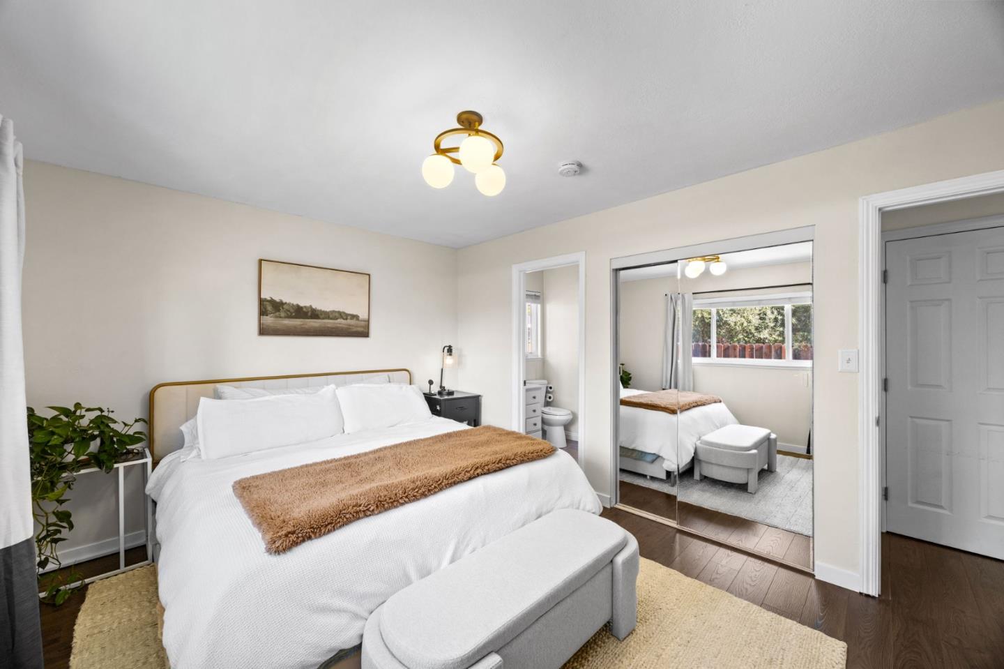 Detail Gallery Image 12 of 28 For 31355 Hugh Way, Hayward,  CA 94544 - 3 Beds | 2 Baths