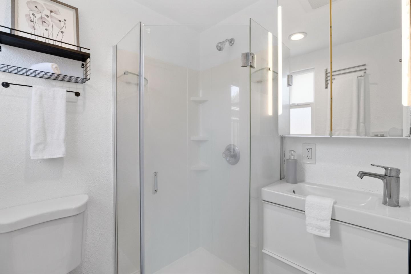 Detail Gallery Image 13 of 29 For 1491 San Juan Ave, San Jose,  CA 95110 - 3 Beds | 2 Baths