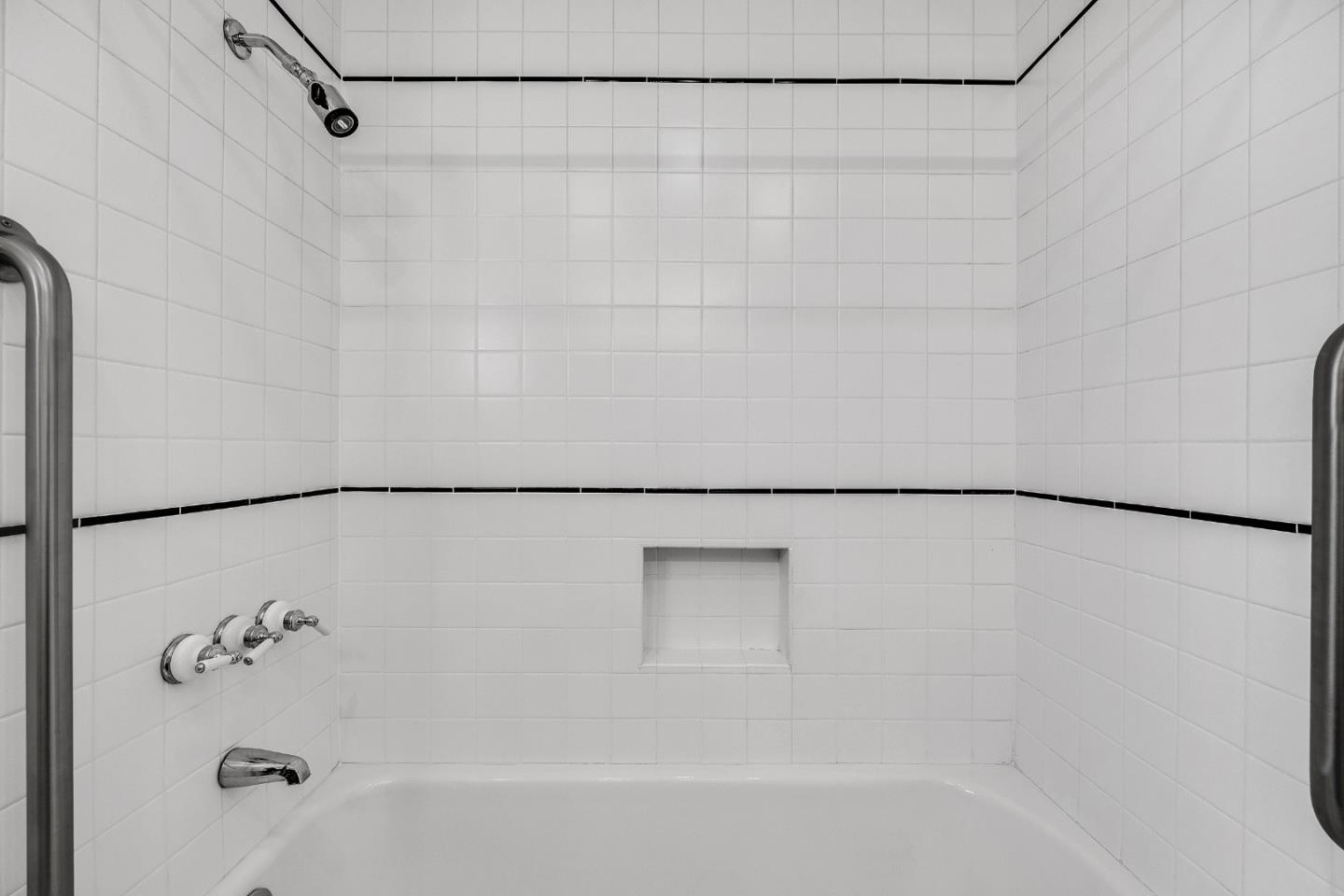 Detail Gallery Image 14 of 22 For 817 Circle Ct, South San Francisco,  CA 94080 - 4 Beds | 1 Baths