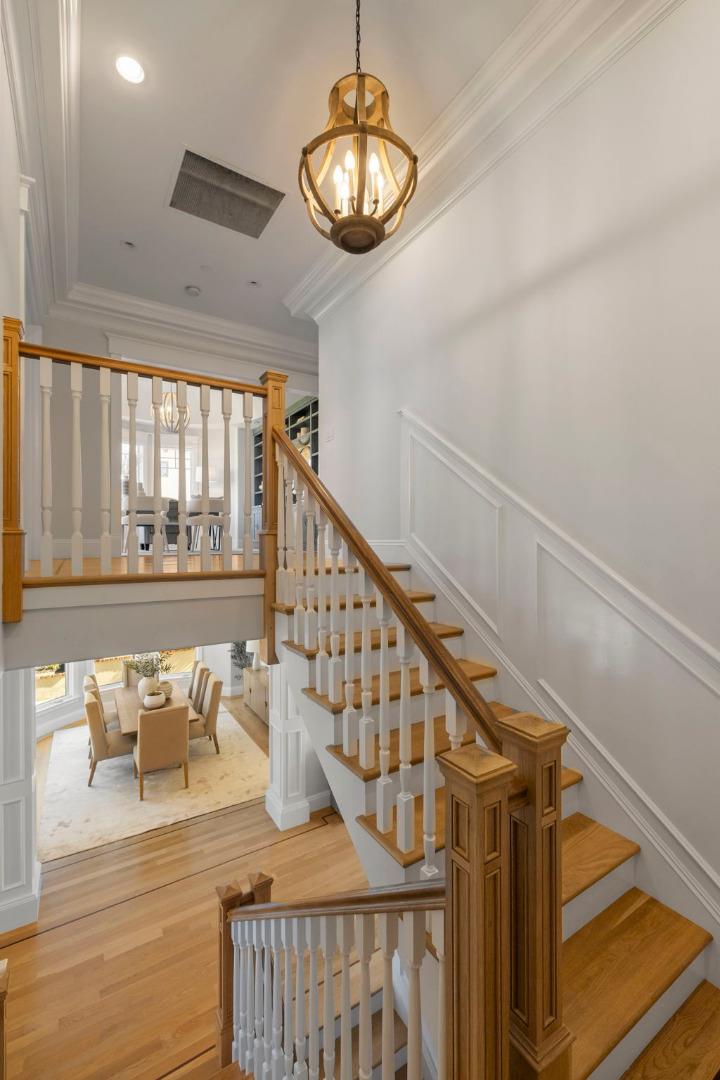 Detail Gallery Image 35 of 84 For 1425 Benito Ave, Burlingame,  CA 94010 - 5 Beds | 4/1 Baths