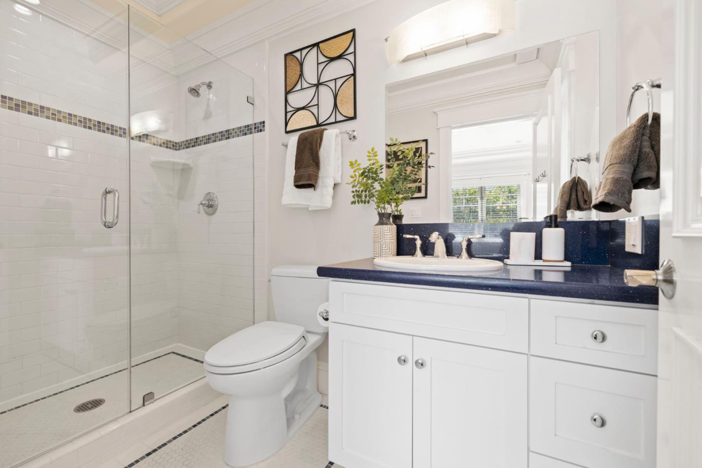 Detail Gallery Image 50 of 84 For 1425 Benito Ave, Burlingame,  CA 94010 - 5 Beds | 4/1 Baths