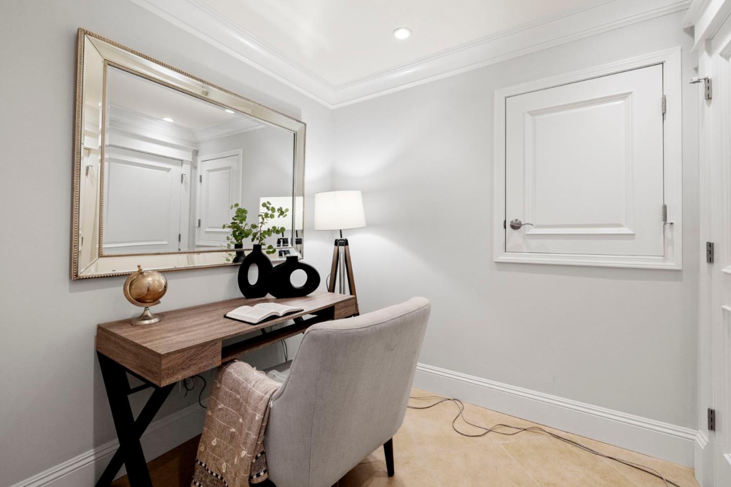 Detail Gallery Image 64 of 84 For 1425 Benito Ave, Burlingame,  CA 94010 - 5 Beds | 4/1 Baths