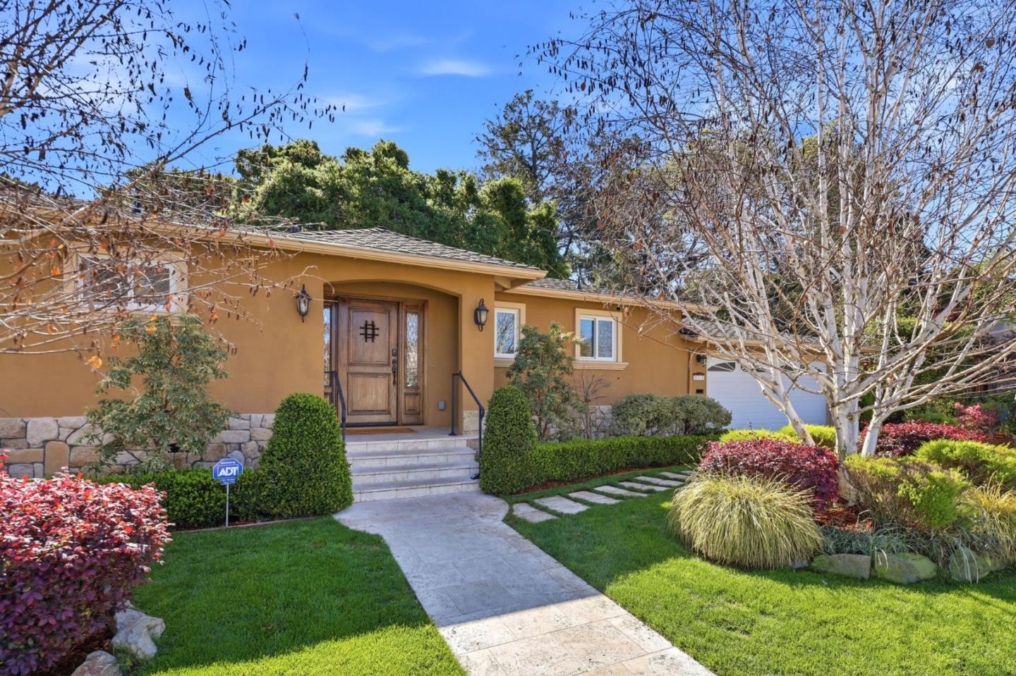 Detail Gallery Image 2 of 45 For 311 W Hillsdale Blvd, San Mateo,  CA 94403 - 3 Beds | 2/1 Baths