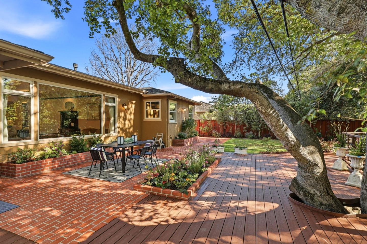 Detail Gallery Image 32 of 45 For 311 W Hillsdale Blvd, San Mateo,  CA 94403 - 3 Beds | 2/1 Baths