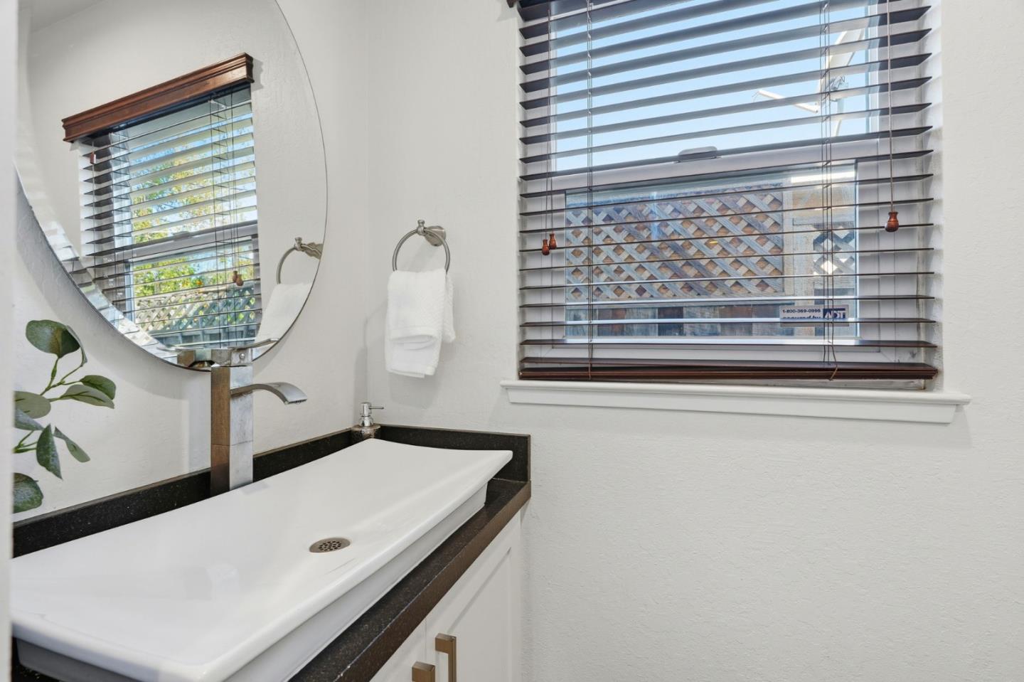 Detail Gallery Image 26 of 57 For 1523 Shaw Dr, San Jose,  CA 95118 - 4 Beds | 2/1 Baths