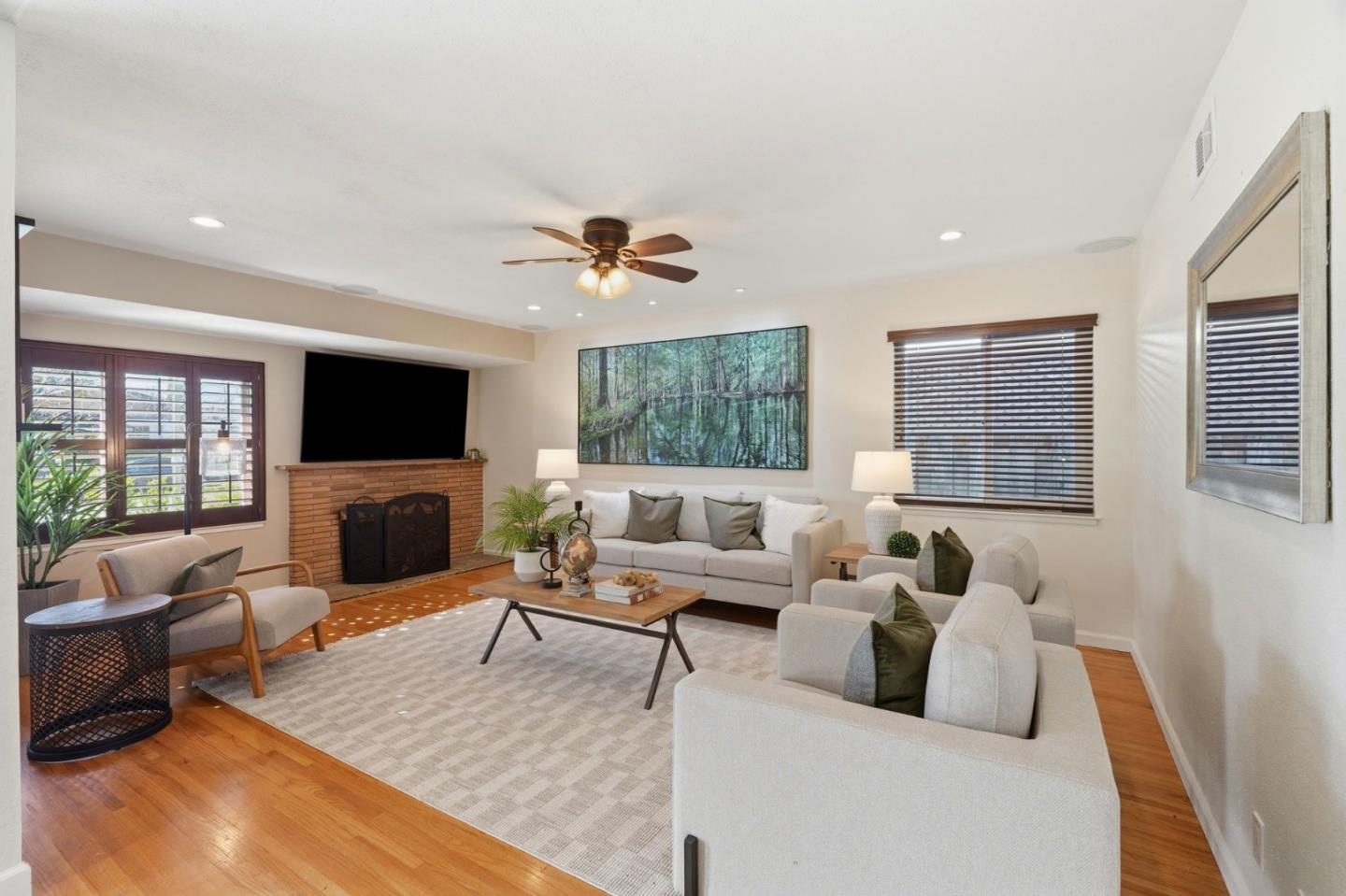 Detail Gallery Image 4 of 57 For 1523 Shaw Dr, San Jose,  CA 95118 - 4 Beds | 2/1 Baths