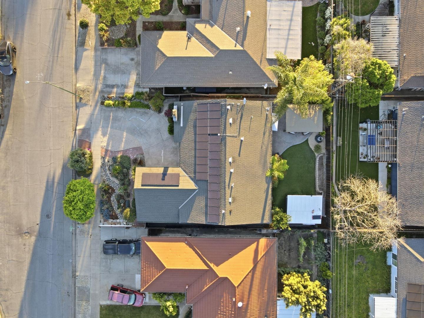 Detail Gallery Image 50 of 57 For 1523 Shaw Dr, San Jose,  CA 95118 - 4 Beds | 2/1 Baths