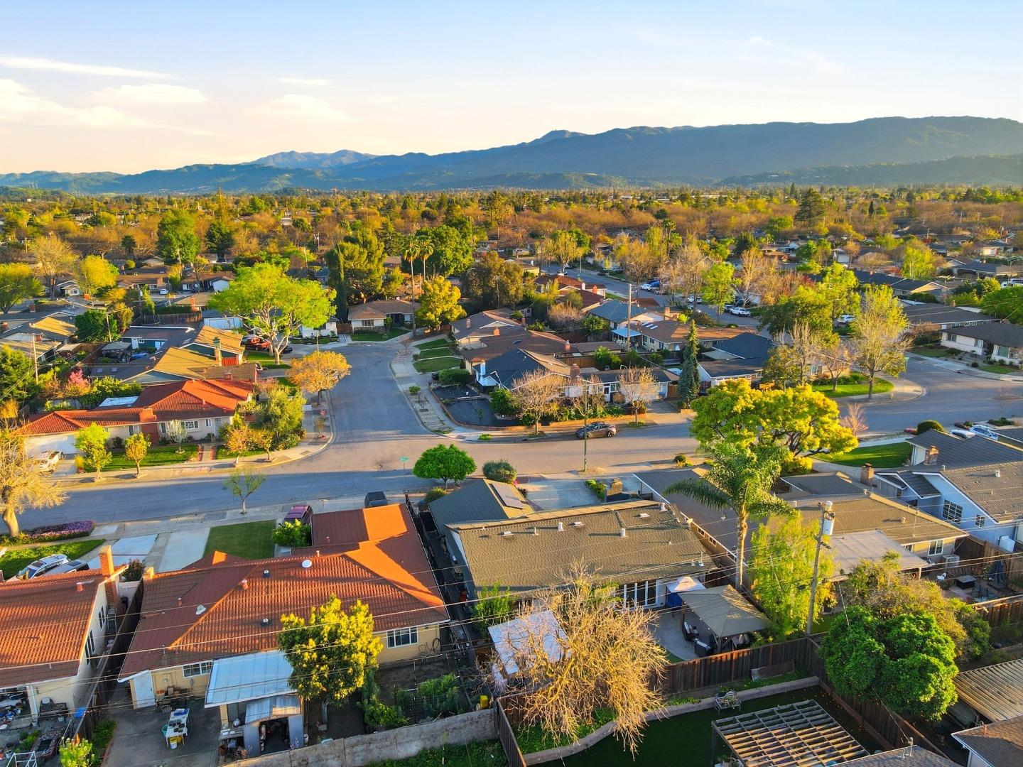 Detail Gallery Image 57 of 57 For 1523 Shaw Dr, San Jose,  CA 95118 - 4 Beds | 2/1 Baths