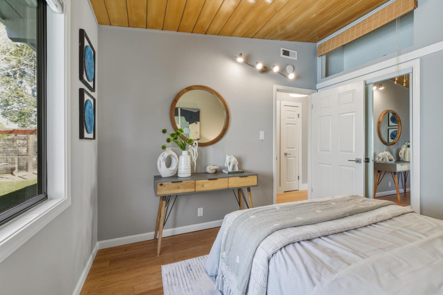 Detail Gallery Image 23 of 59 For 1761 Klamath Ave, San Mateo,  CA 94403 - 3 Beds | 2/1 Baths