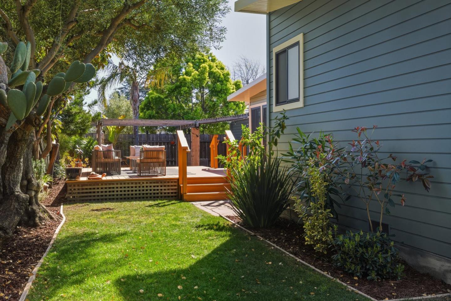 Detail Gallery Image 47 of 59 For 1761 Klamath Ave, San Mateo,  CA 94403 - 3 Beds | 2/1 Baths