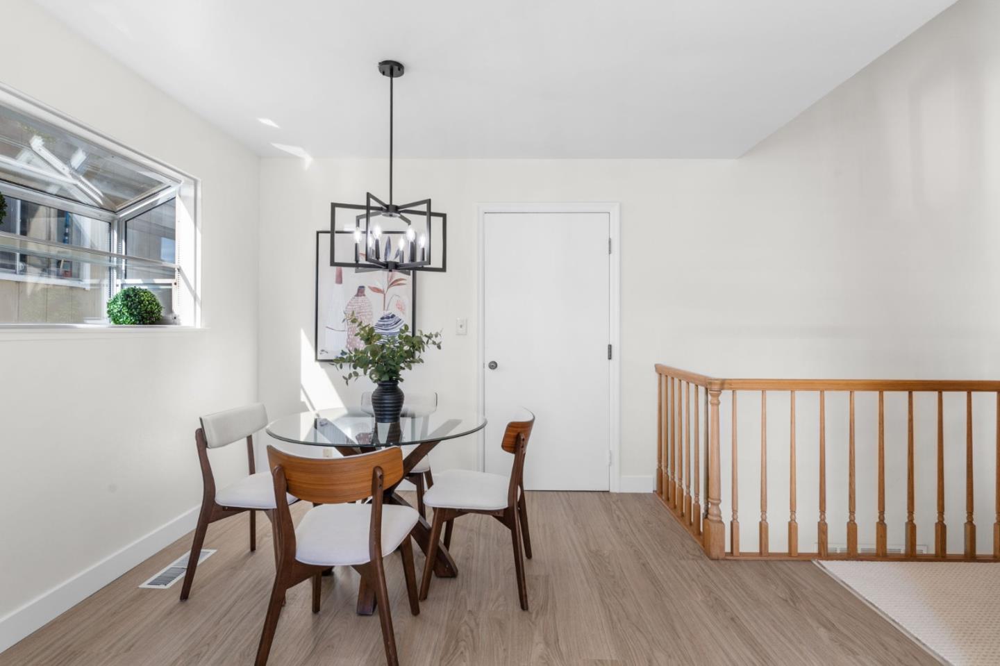 Detail Gallery Image 13 of 30 For 4112 Marsten Ave, Belmont,  CA 94002 - 4 Beds | 2/1 Baths