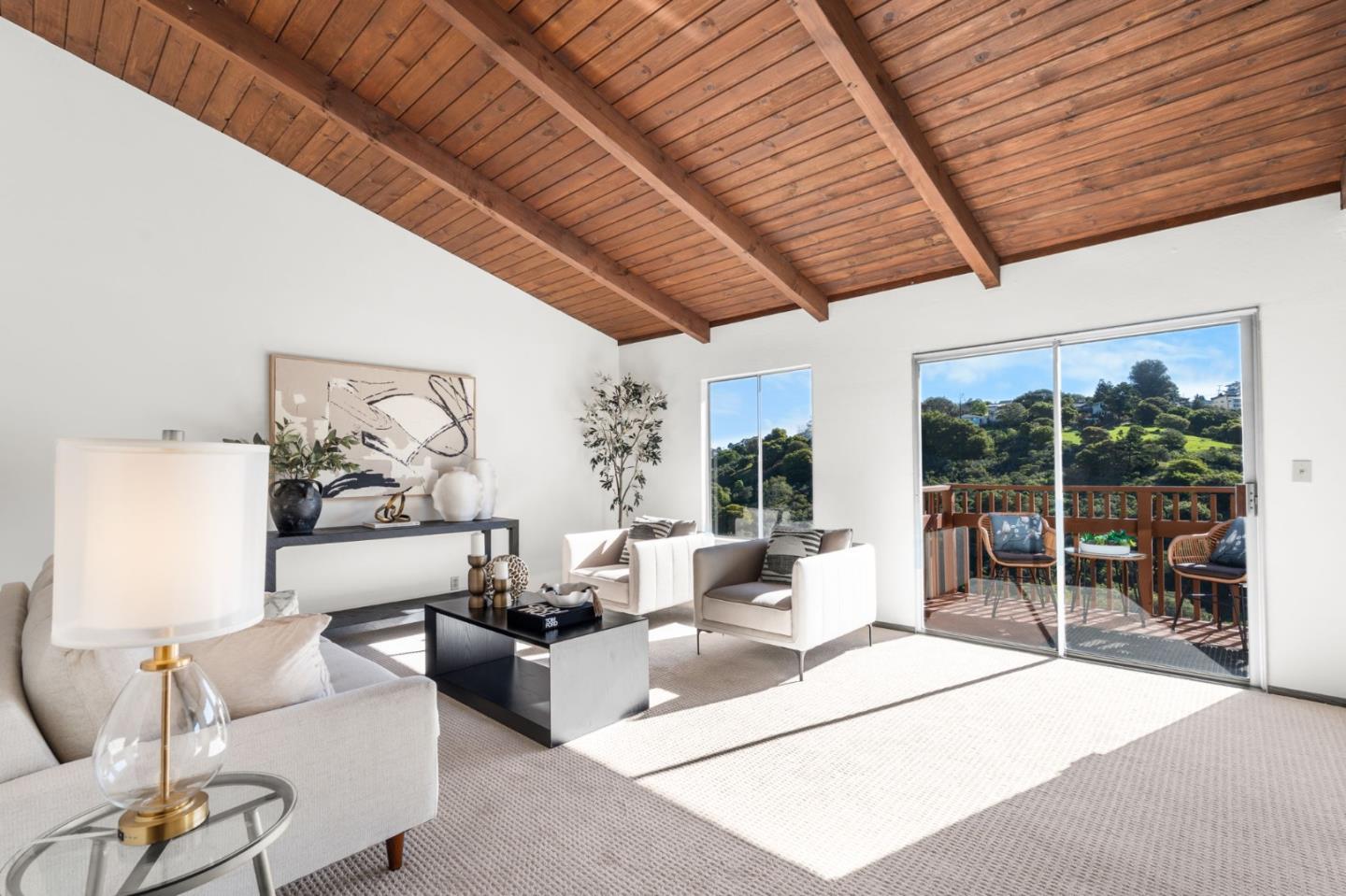 Detail Gallery Image 2 of 30 For 4112 Marsten Ave, Belmont,  CA 94002 - 4 Beds | 2/1 Baths