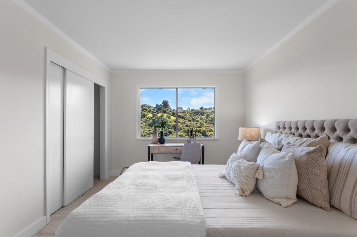 Detail Gallery Image 23 of 30 For 4112 Marsten Ave, Belmont,  CA 94002 - 4 Beds | 2/1 Baths