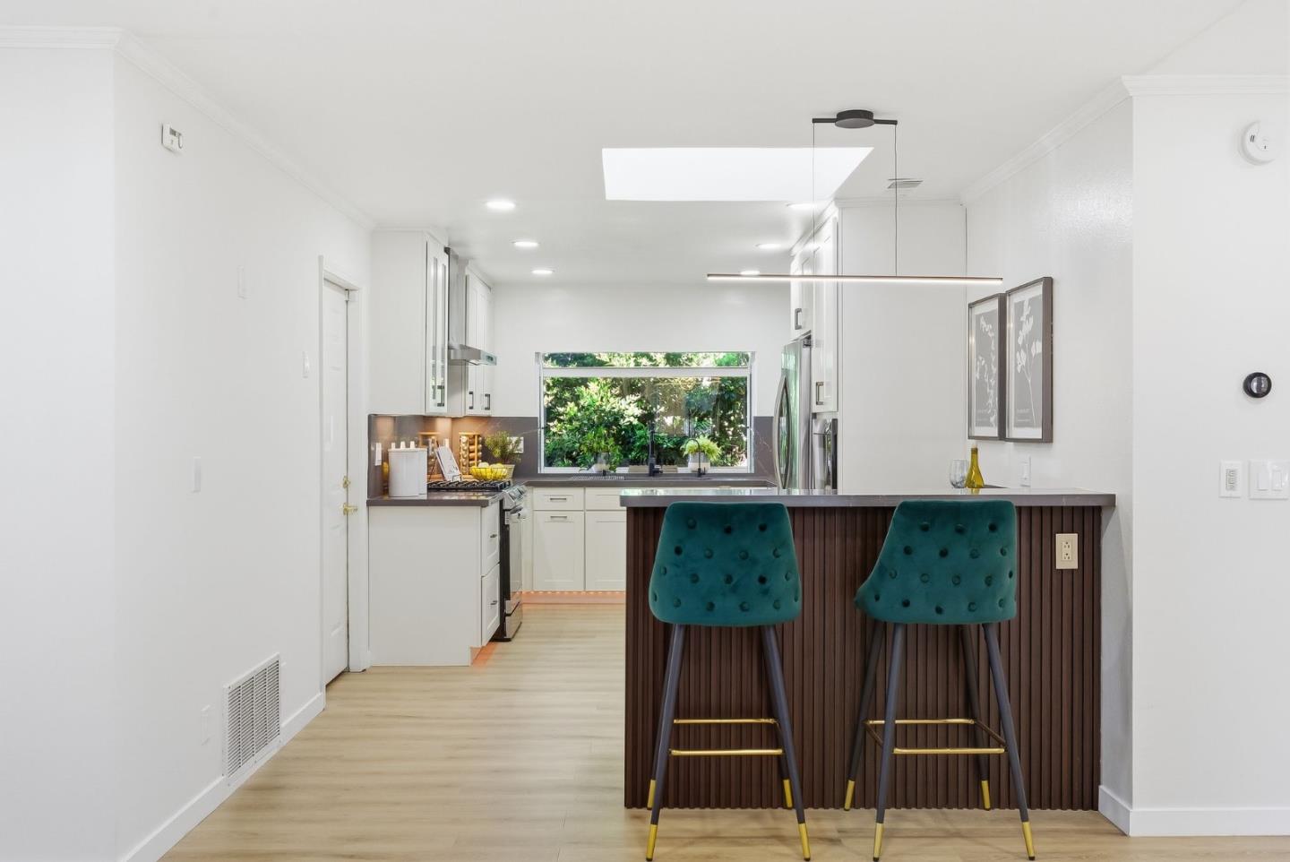 Detail Gallery Image 15 of 44 For 1396 Fallen Leaf, Milpitas,  CA 95035 - 3 Beds | 2 Baths