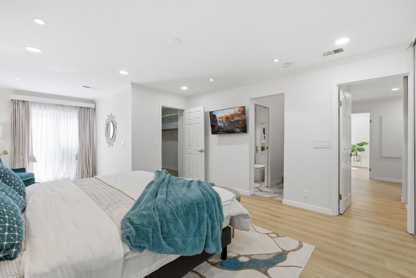 Detail Gallery Image 18 of 44 For 1396 Fallen Leaf, Milpitas,  CA 95035 - 3 Beds | 2 Baths