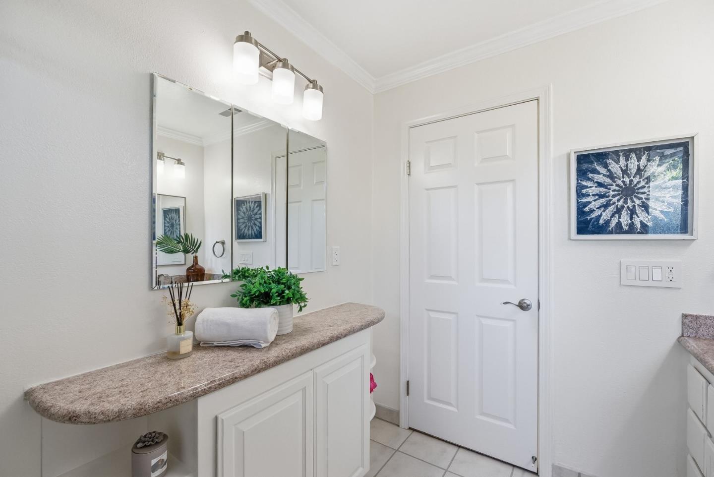 Detail Gallery Image 27 of 44 For 1396 Fallen Leaf, Milpitas,  CA 95035 - 3 Beds | 2 Baths