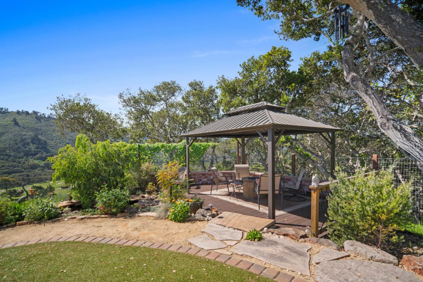 Detail Gallery Image 35 of 54 For 23830 Secretariat Ln, Monterey,  CA 93940 - 3 Beds | 2/1 Baths