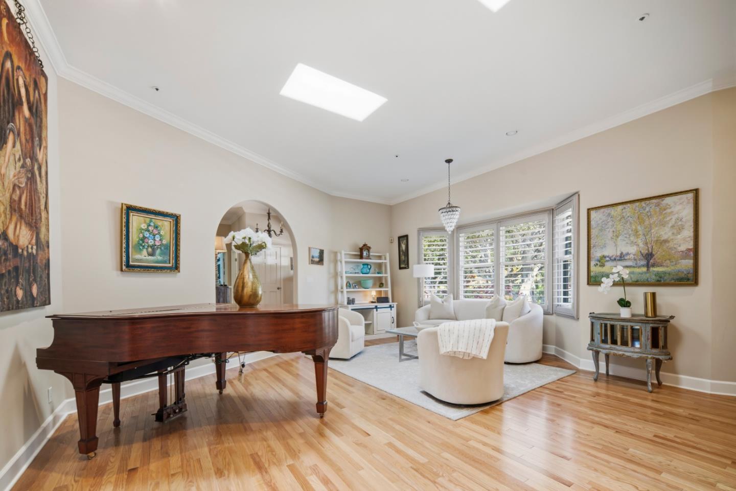 Detail Gallery Image 4 of 54 For 23830 Secretariat Ln, Monterey,  CA 93940 - 3 Beds | 2/1 Baths