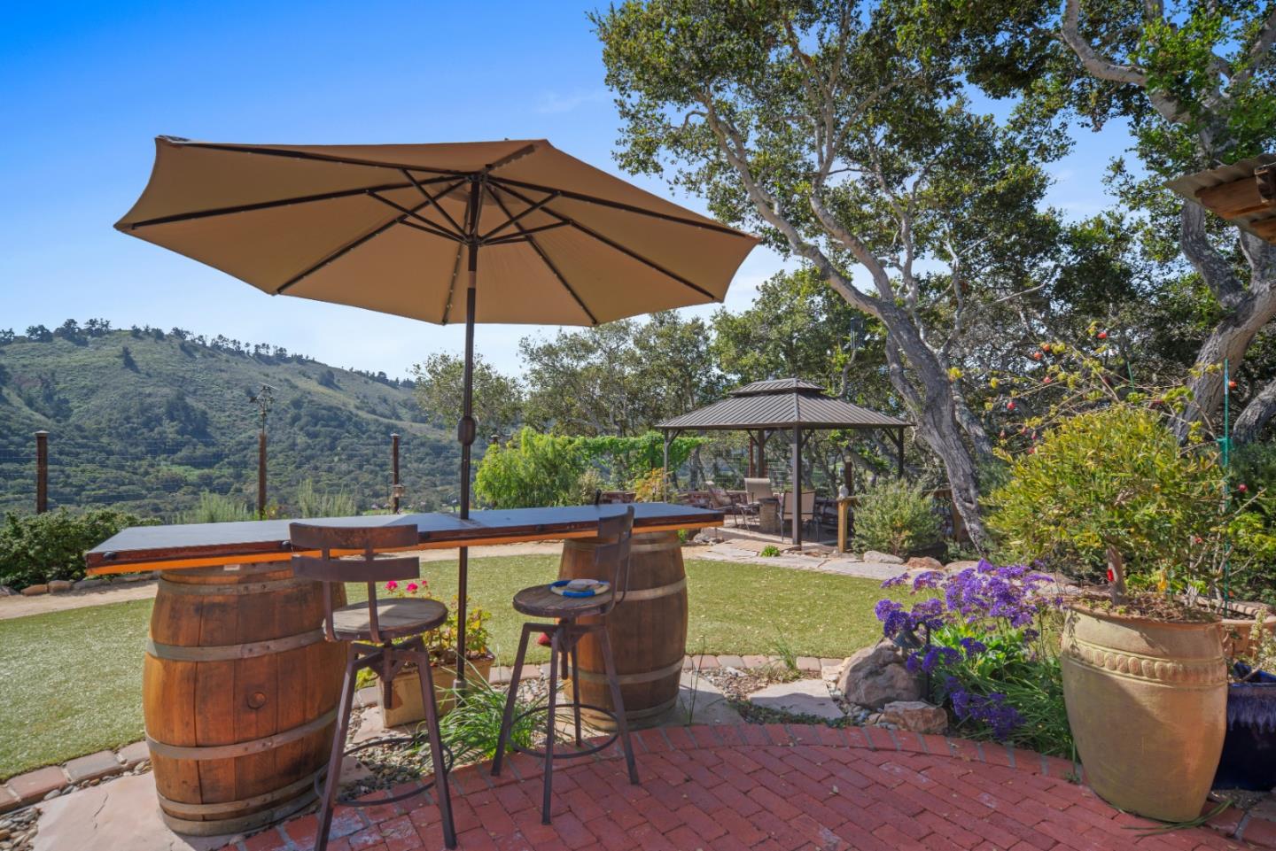 Detail Gallery Image 46 of 54 For 23830 Secretariat Ln, Monterey,  CA 93940 - 3 Beds | 2/1 Baths