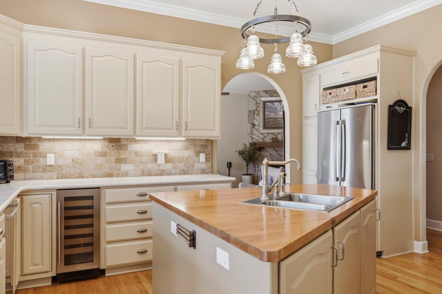 Detail Gallery Image 7 of 54 For 23830 Secretariat Ln, Monterey,  CA 93940 - 3 Beds | 2/1 Baths