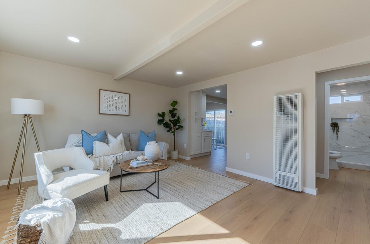 Detail Gallery Image 6 of 20 For 1659 Judson St, Seaside,  CA 93955 - 2 Beds | 1 Baths