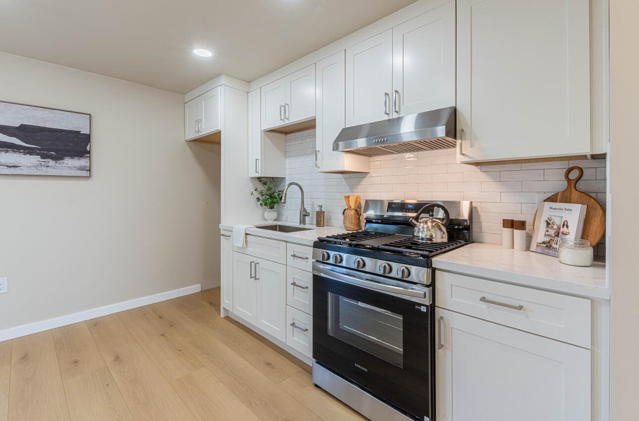 Detail Gallery Image 9 of 20 For 1659 Judson St, Seaside,  CA 93955 - 2 Beds | 1 Baths