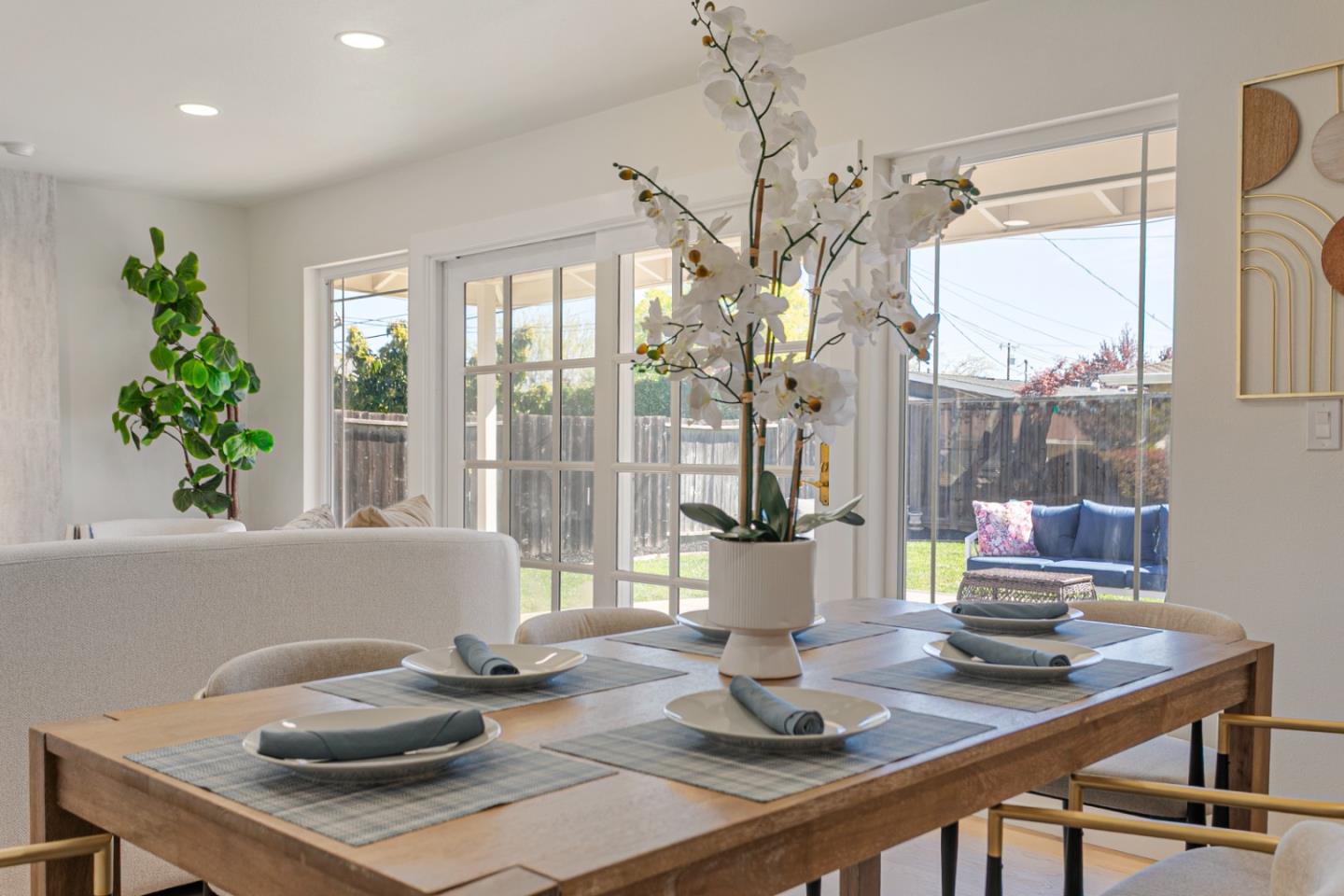 Detail Gallery Image 15 of 58 For 1172 Longfellow Ave, Campbell,  CA 95008 - 4 Beds | 3 Baths