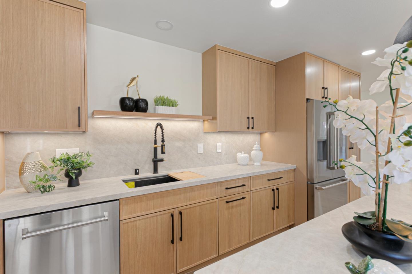 Detail Gallery Image 9 of 58 For 1172 Longfellow Ave, Campbell,  CA 95008 - 4 Beds | 3 Baths