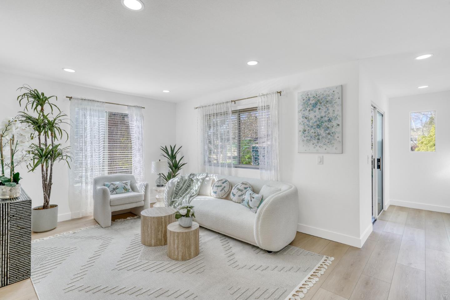 Detail Gallery Image 3 of 38 For 650 Encore Way, San Jose,  CA 95134 - 1 Beds | 1 Baths