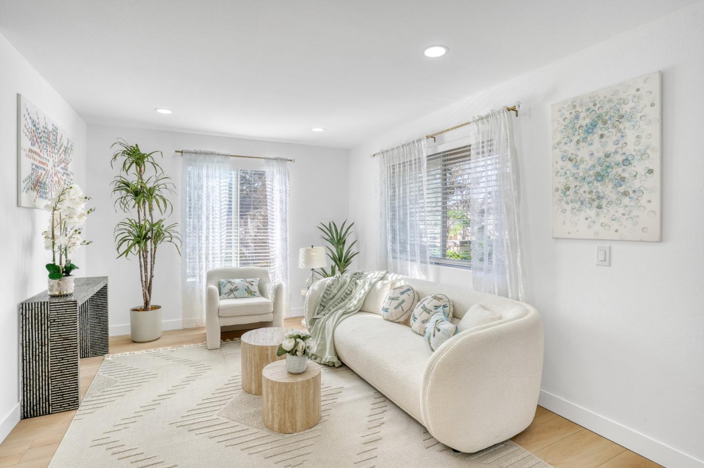 Detail Gallery Image 4 of 38 For 650 Encore Way, San Jose,  CA 95134 - 1 Beds | 1 Baths