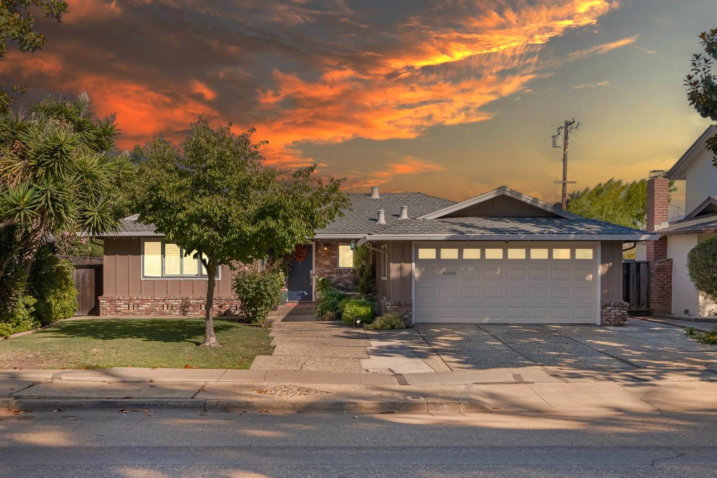 Front Image Thumbnail for ML82038553