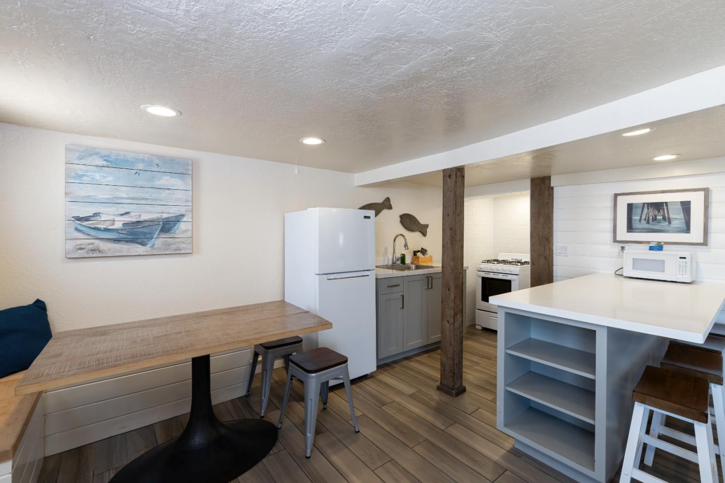 Detail Gallery Image 10 of 27 For 1500 Wharf Rd, Capitola,  CA 95010 - – Beds | – Baths