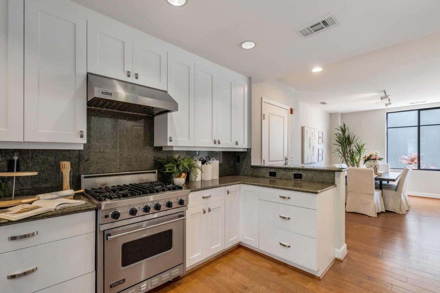 Detail Gallery Image 10 of 42 For 800 High St #216,  Palo Alto,  CA 94301 - 3 Beds | 2 Baths